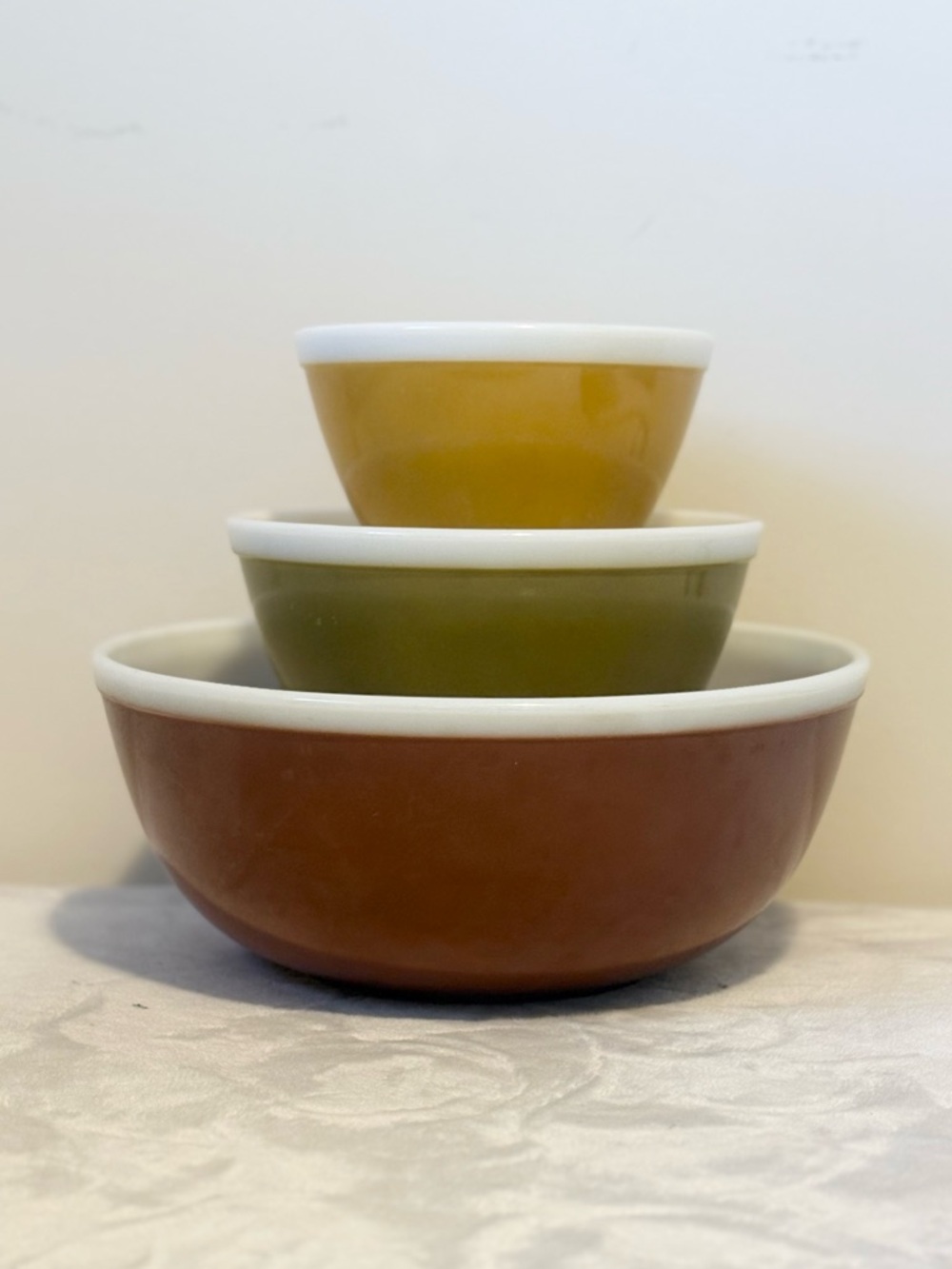 Pyrex Americana Fall Mixing Bowl Set of 3